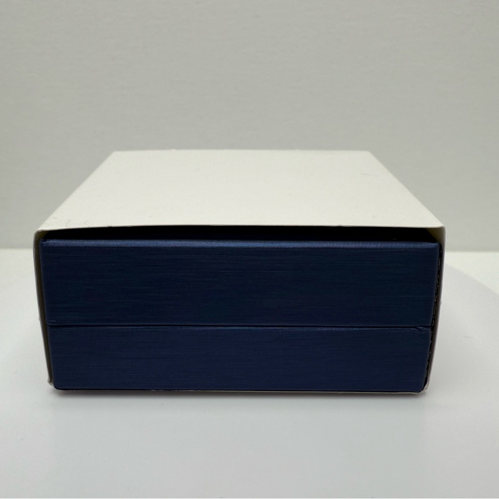 Elegant Navy Blue & Black Necklace/Pendant Gift Box - Picture 4 of 4